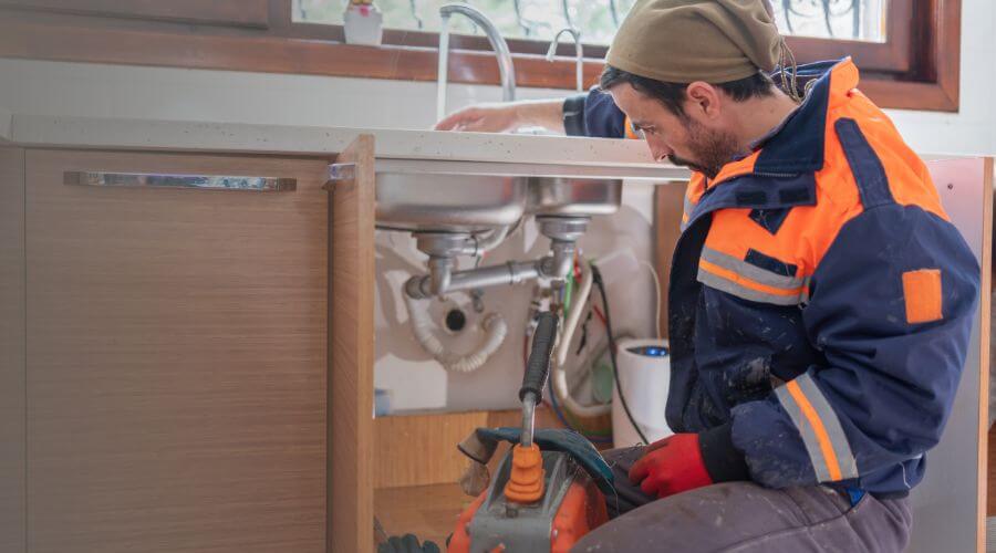 Professional septic tank pumping in Lakewood, IL